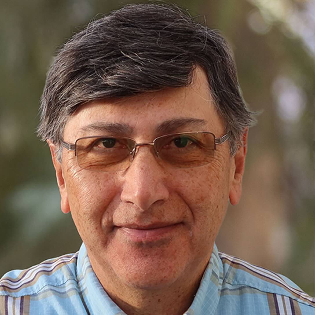 Headshot of Dr. Jonathan P. Rosman.